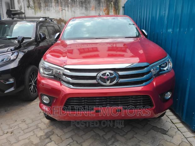 2016 Toyota Hilux in Red: Reliable, Stylish, Perfect for Daily Commute