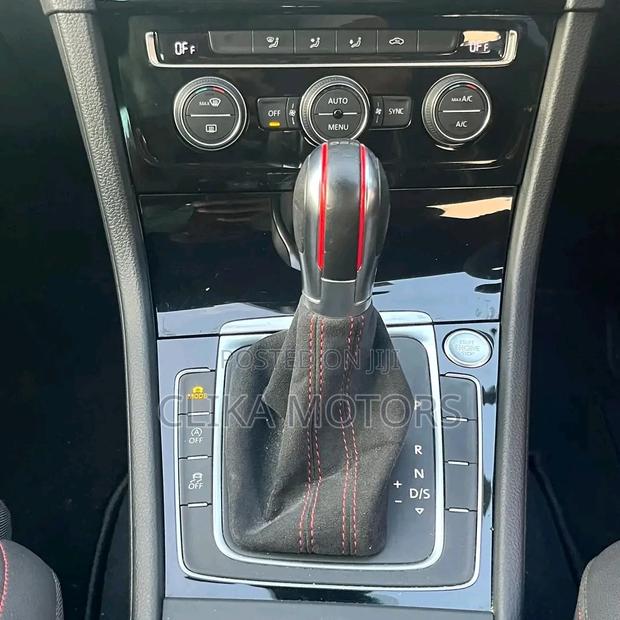 Volkswagen Golf 2017 White - Reliable Used Vehicle