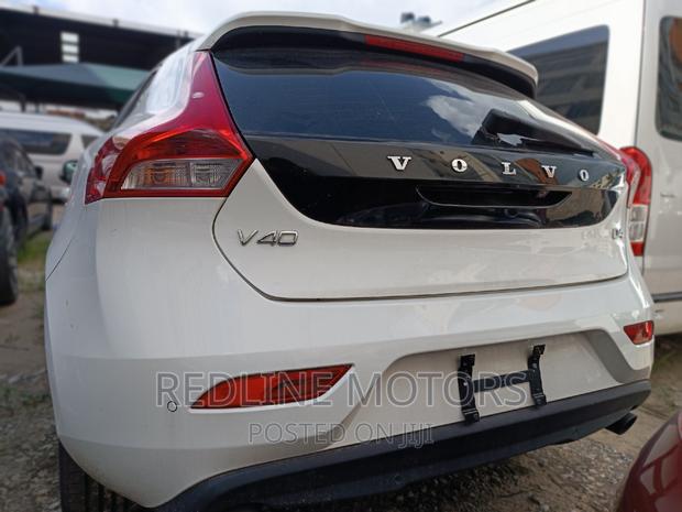 Volvo V40 2016 White - Used Car with Full Service History