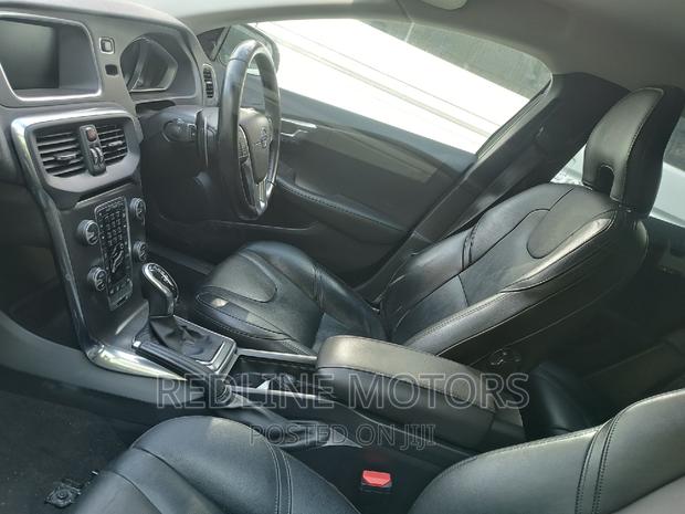 Volvo V40 2016 White - Used Car with Full Service History