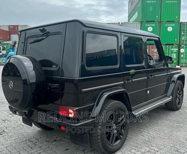 Luxury 2016 Mercedes-Benz G-Class G 550 AWD in Black