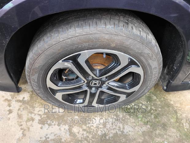 2016 Honda Vezel 1.5 Hybrid 2WD - Gray: Fuel-Efficient Crossover
