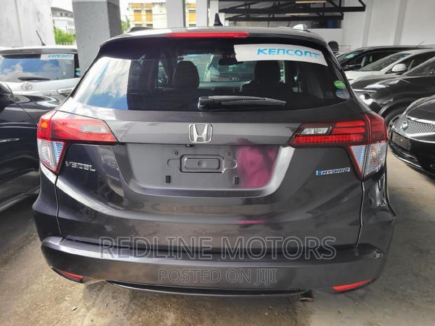 2016 Honda Vezel 1.5 Hybrid 2WD - Gray: Fuel-Efficient Crossover