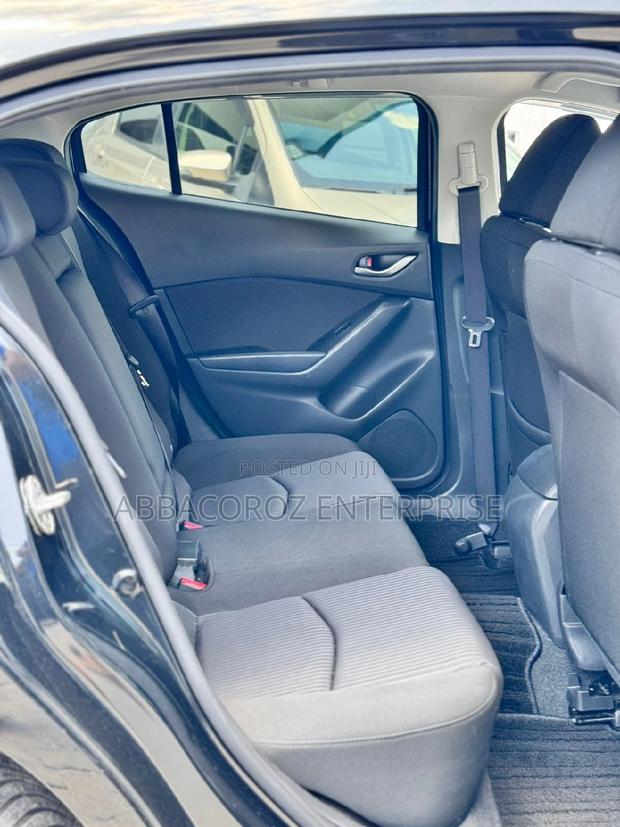 2016 Mazda Axela in Matt Black: A Stylish, Powerful Choice