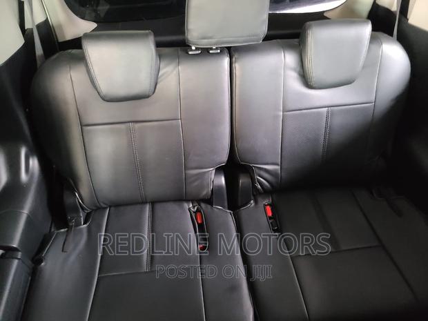 2018 Toyota Esquire 2.0 AWD 7-Seater - Pearl