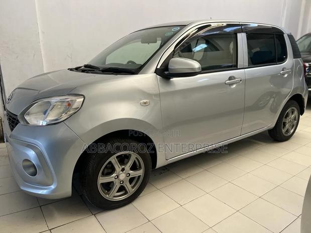 2016 Toyota Passo Silver - Compact Car with Power & Efficiency