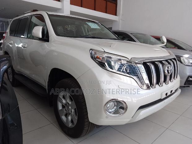 2017 Toyota Land Cruiser Prado 2.8D Ivory 4x4 Off-road