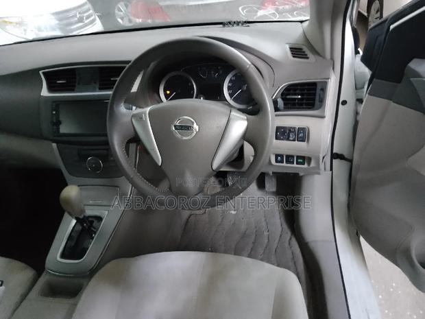 2016 Nissan Sylphy in Ivory: Classic Sedan for Your Needs