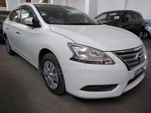 2016 Nissan Sylphy in Ivory: Classic Sedan for Your Needs