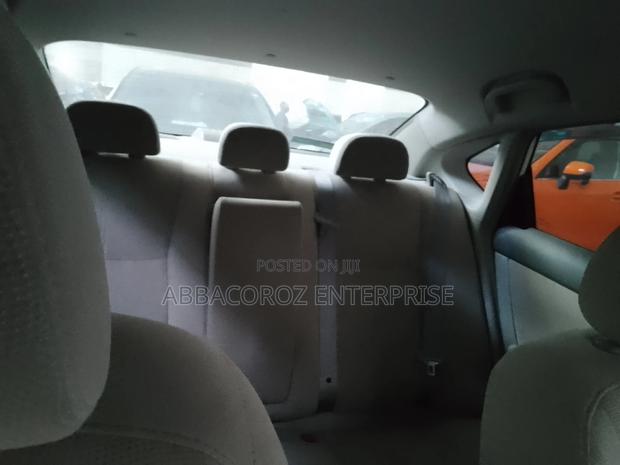 2016 Nissan Sylphy in Ivory: Classic Sedan for Your Needs