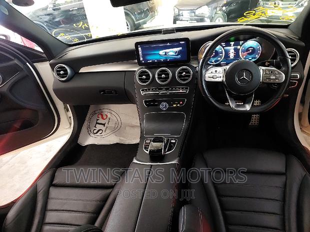 2018 Mercedes-Benz C200: White and Ready to Drive