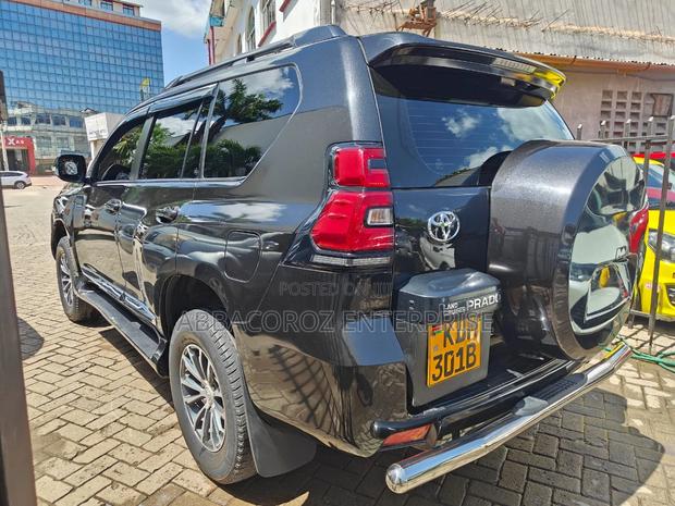 Matt Black 2015 Toyota Land Cruiser Prado 3.0 D-4D (190 Hp) 7-Seater