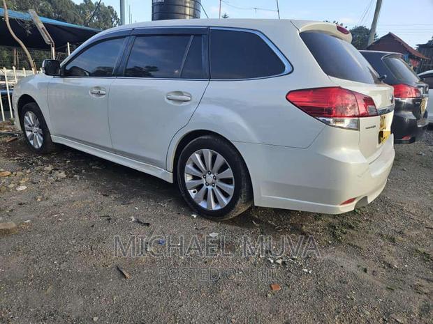 2011 Subaru Legacy in Pearl: Pre-owned Sedan for Sale