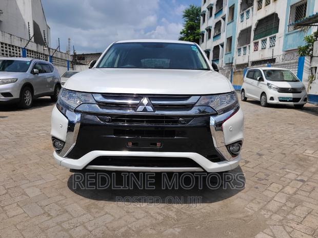 Mitsubishi Outlander 2.0 PHEV AWD 2016 - Certified Pre-Owned