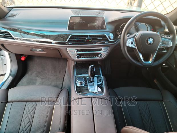 White BMW 7 Series 2017 - Stunning, High-End Luxury Car
