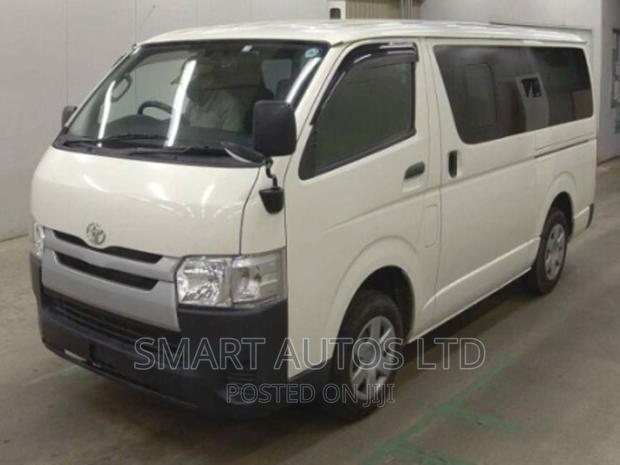 Toyota HiAce 2016 - White - 2.5L Petrol, Automatic, 16 Seater Minibus