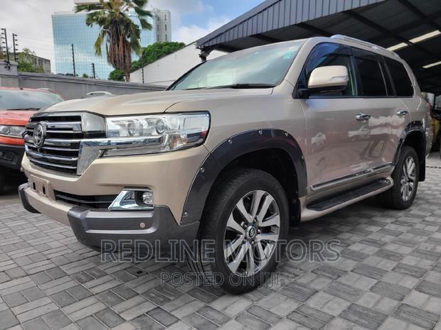 Gold 2016 Toyota Land Cruiser 4.6 V8 ZX - Used, Powerful Off-Roader