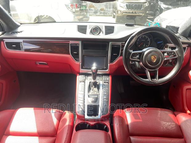 Porsche Macan Turbo 2016 | Gray Edition - Power & Style