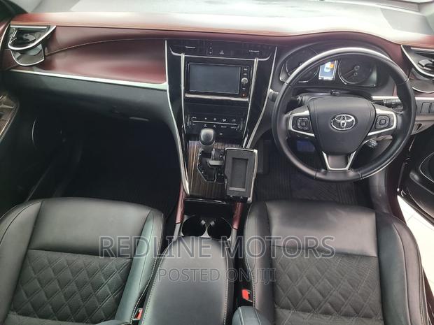 Used 2016 Toyota Harrier 2.0 in Purple - SUV for Sale