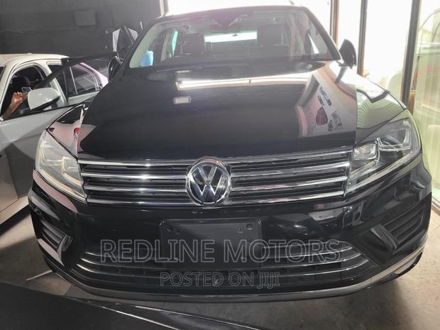 2016 Volkswagen Touareg TDI Executive AWD 4MOTION Black - Premium SUV