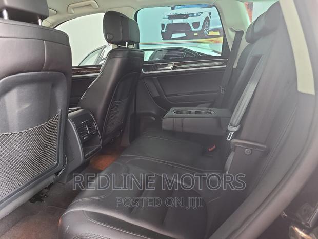 2016 Volkswagen Touareg TDI Executive AWD 4MOTION Black - Premium SUV