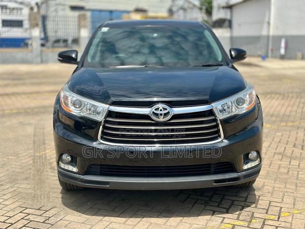 2016 Toyota Kluger Black - Affordable Luxury SUV