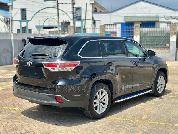 2016 Toyota Kluger Black - Affordable Luxury SUV