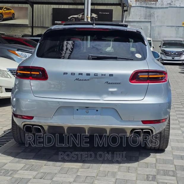 Used Gray 2016 Porsche Macan Turbo - Affordable Price