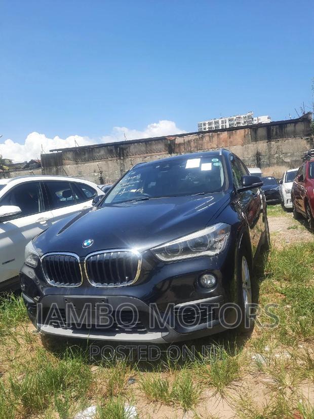 2017 BMW X1 sDrive28i FWD Black - Stylish & Efficient