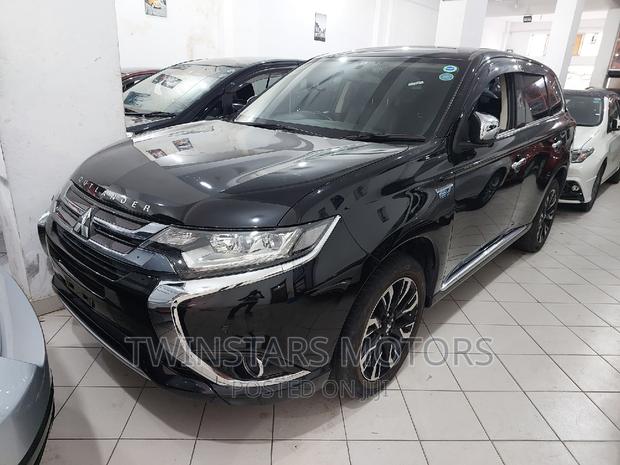 Mitsubishi Outlander PHEV 2017 AWD Black