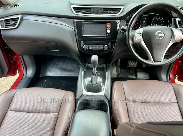2016 Nissan X-Trail AWD 2.0 Petrol - Red