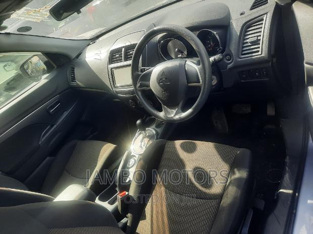 2017 Mitsubishi RVR - Silver Premium Edition