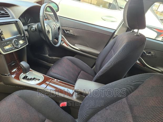2016 Toyota Premio AWD 1.8 Black: Elegance and Off-road Capability