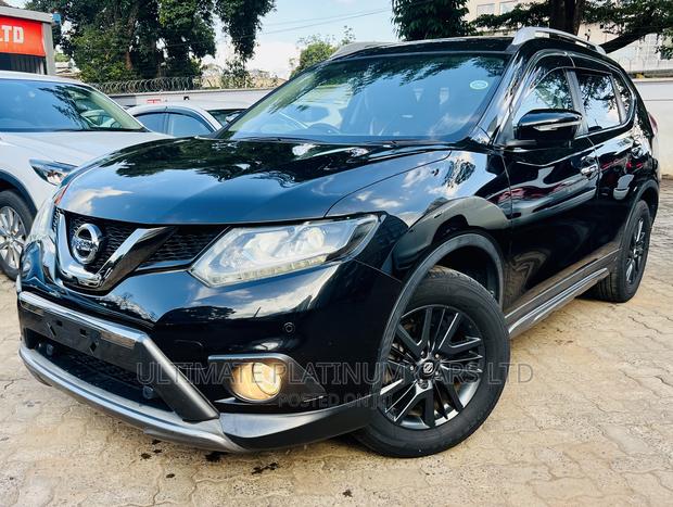 2017 Black Nissan X-Trail 2.0 Petrol AWD: Agile and Comfortable SUV