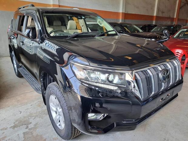 Elegant 2.7L Toyota Land Cruiser Prado 2018 Black