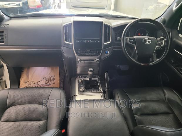2016 Toyota Land Cruiser V8 AX 4.6 Pearl - Used Luxury SUV for Sale