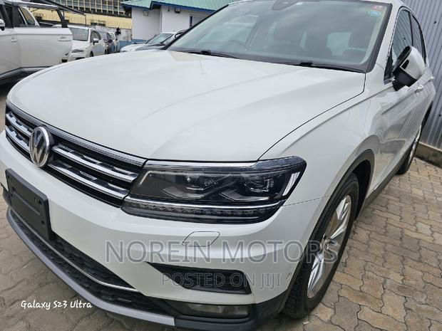 Volkswagen Tiguan 2018 Pearl: Modern SUV with Comfortable Interior
