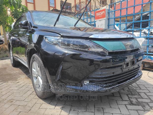 2017 Toyota Harrier 2.0 Turbo Black - Luxury Performance SUV