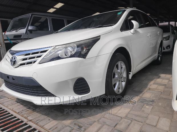 2016 Toyota Avensis Pearl - Spacious Sedan with Luxury Amenities