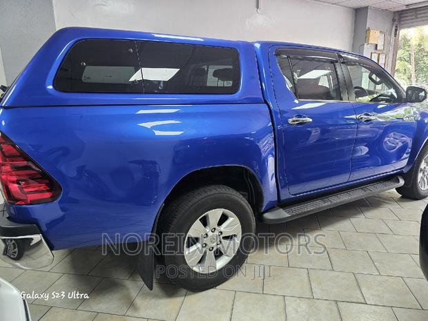 2018 Toyota Hilux Blue - Drive with Confidence, Drive with Style