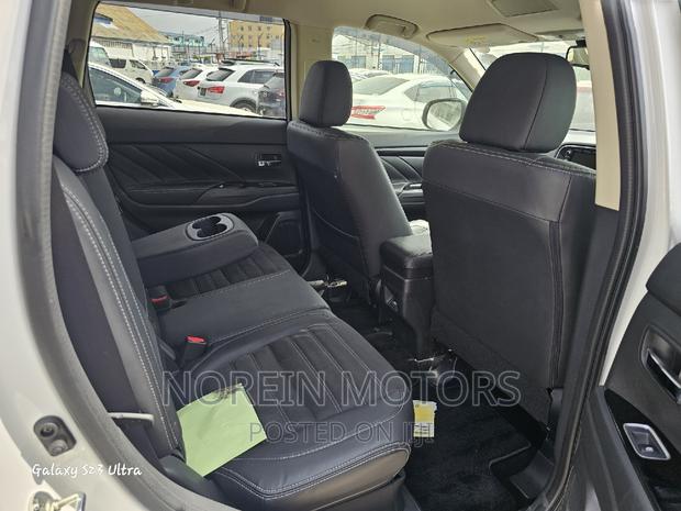 Used 2017 Mitsubishi Outlander Pearl SUV - Great Deals