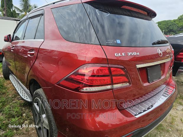 2017 Mercedes-Benz GLE-Class Red - Luxury SUV for Sale