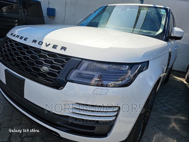 2020 Velar - Land Rover Range Rover White
