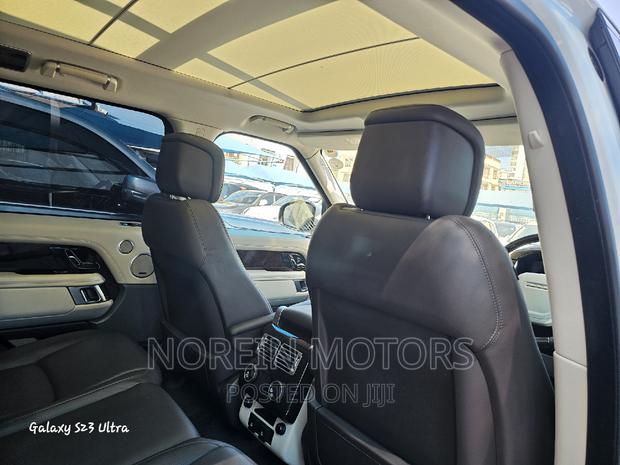 2020 Velar - Land Rover Range Rover White