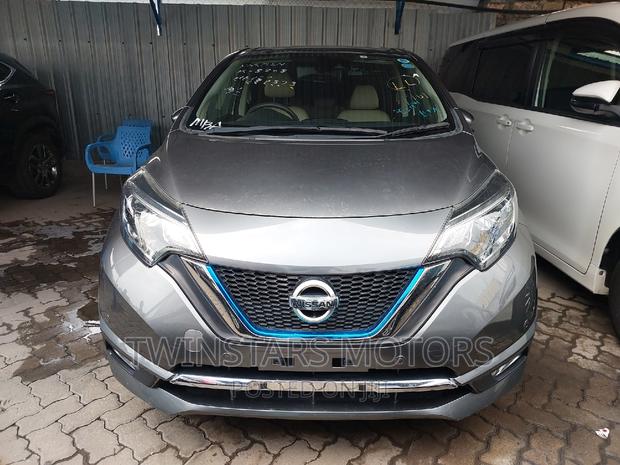 2017 Nissan Note 1.2 Hybrid - Elegant Beige Compact Car