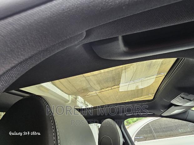 2017 Mercedes-Benz E200 - Luxury Sedan with Pearl Finish