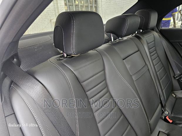 2017 Mercedes-Benz E200 - Luxury Sedan with Pearl Finish