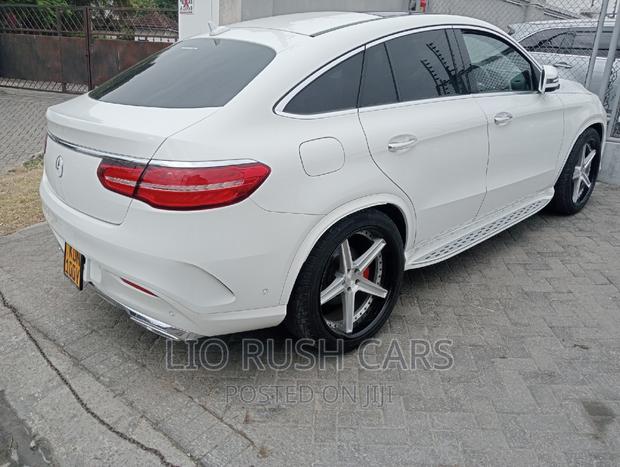 White 2016 Mercedes-Benz GLE-Class - Premium Edition