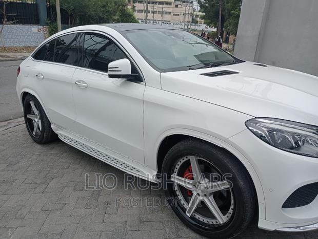 White 2016 Mercedes-Benz GLE-Class - Premium Edition