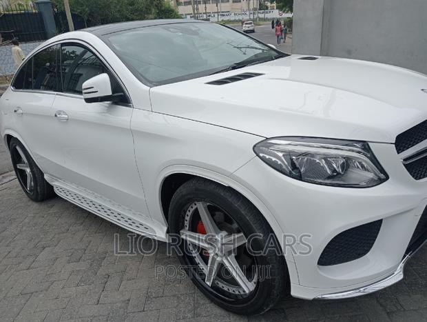 White 2016 Mercedes-Benz GLE-Class - Premium Edition